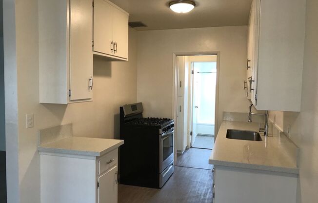 1 bed, 1 bath, $1,657, Unit 111 4