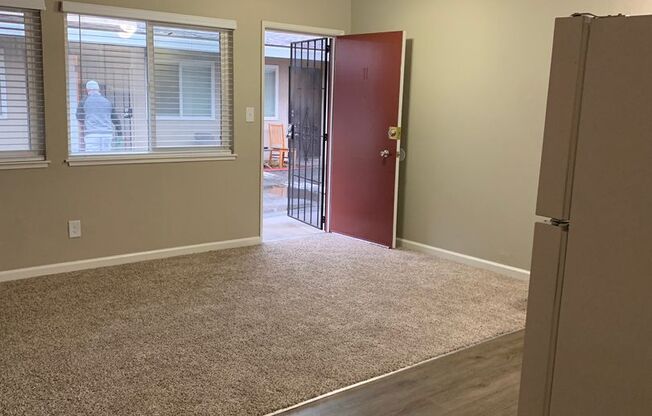 1 bed, 1 bath, 580 sqft, $1,395, Unit #5