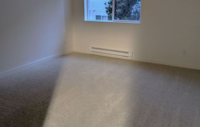 1 bed, 1 bath, 610 sqft, $1,695, Unit A207