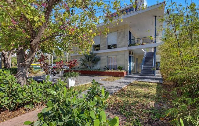 Studio, 1 bath, 450 sqft, $1,600, Unit 1685-07