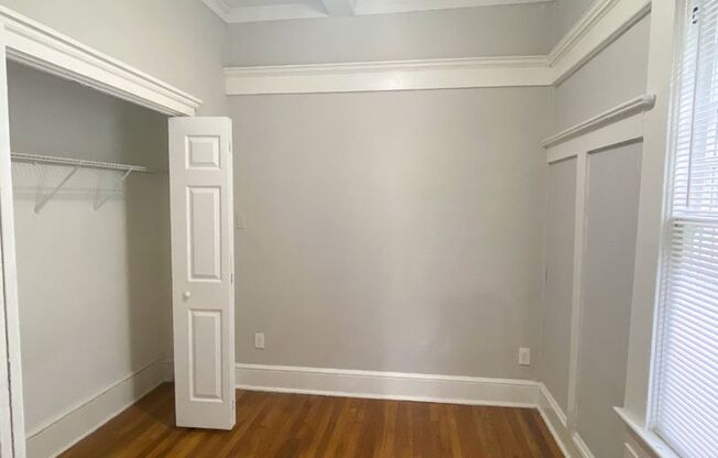 679 Linwood