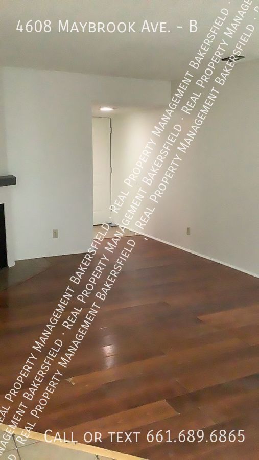 4608 MAYBROOK AVE
