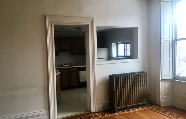*** Spacious Apartments in Friendship * Pet Friendly * Available Now * Open Floor plans * Beautiful Renovations ***