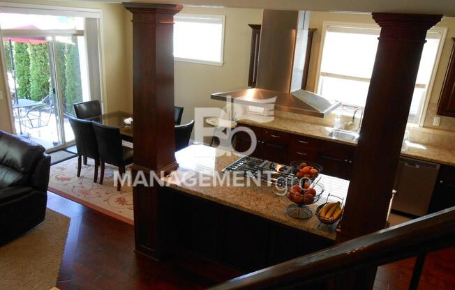 Beautiful NW Portland Home with Neighborhood Pool! Close to Nike & Intel