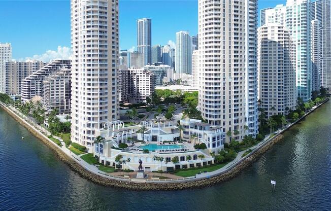 848 Brickell Key Dr