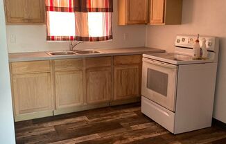 2 beds, 1 bath, $625, Unit 231 Unit A