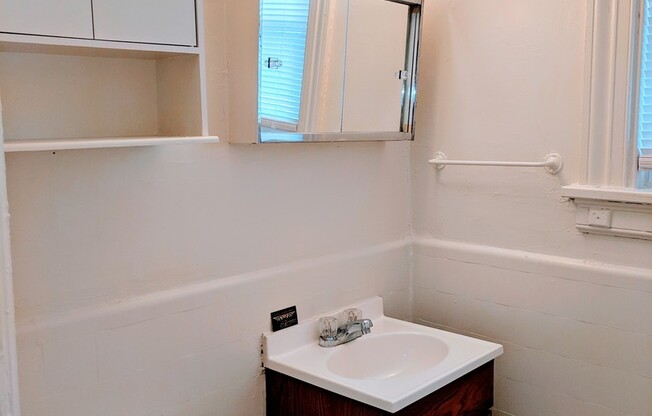 1 bed, 1 bath, $1,450, Unit Apt. 01