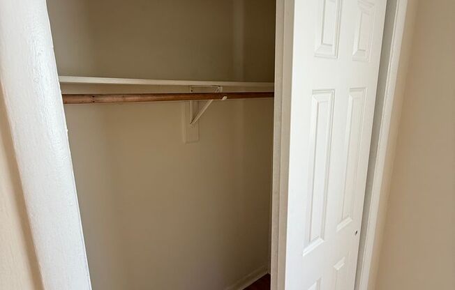 2 beds, 1 bath, 830 sqft, $1,099, Unit 8625C