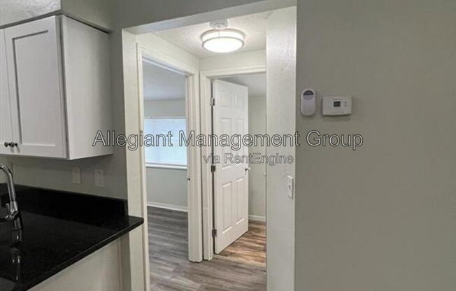 1 bed, 1 bath, 716 sqft, $1,325, Unit 5
