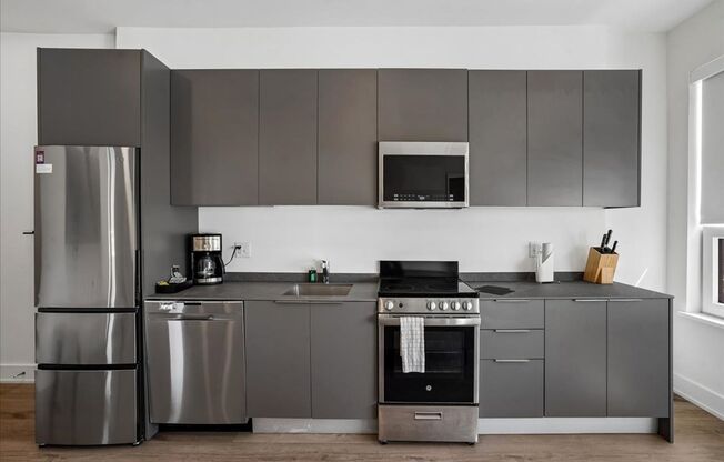 2 beds, 2 baths, 701 sqft, $3,099, Unit 401