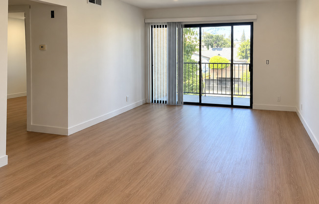 1 bed, 1 bath, $2,375, Unit Unit 215