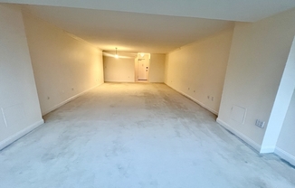 2 beds, 2 baths, 1,315 sqft, $4,300, Unit 14N