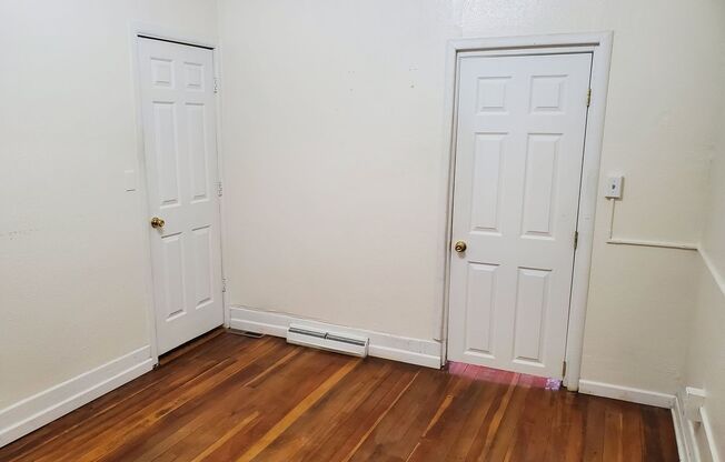 2 beds, 1 bath, $1,450