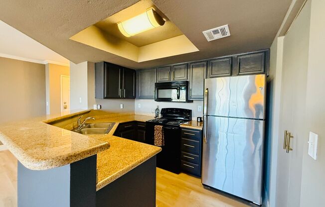 1 bed, 1 bath, $1,300, Unit # 1034