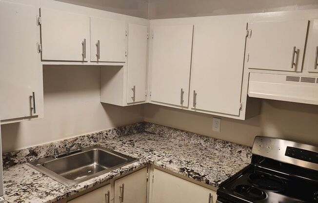 Cherry St 2620 E