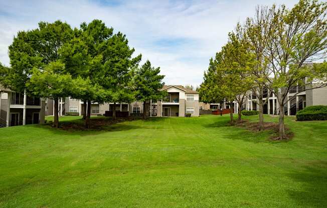 view of courtyard at Enclave