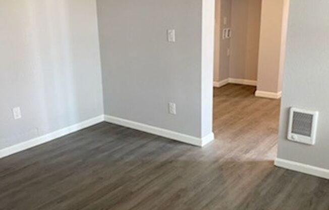 1 bed, 1 bath, 650 sqft, $945, Unit Unit 9