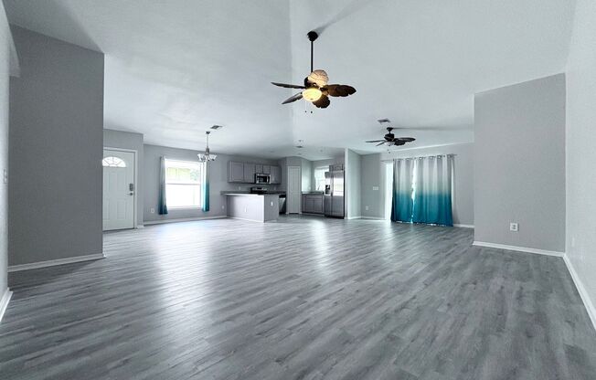 Spacious & Fully Remodeled 3-Bedroom Pool Home in a Prime Location!