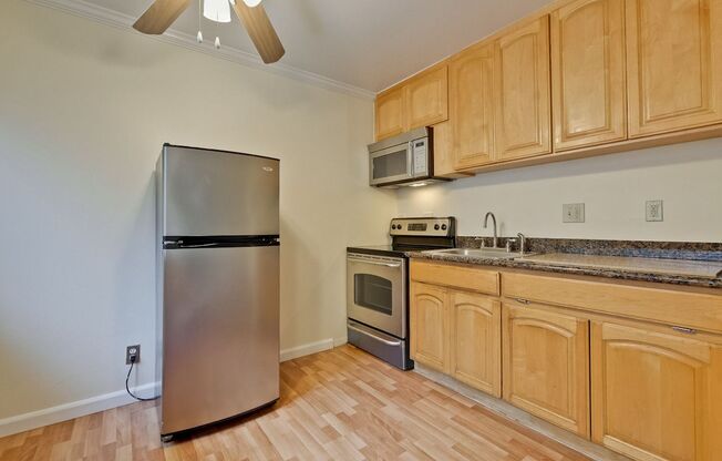 1 bed, 1 bath, $1,900, Unit UNIT A