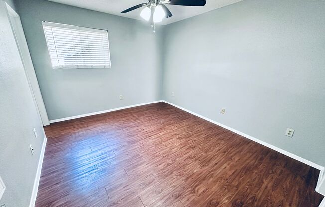 Studio, 1 bath, 500 sqft, $750, Unit 107