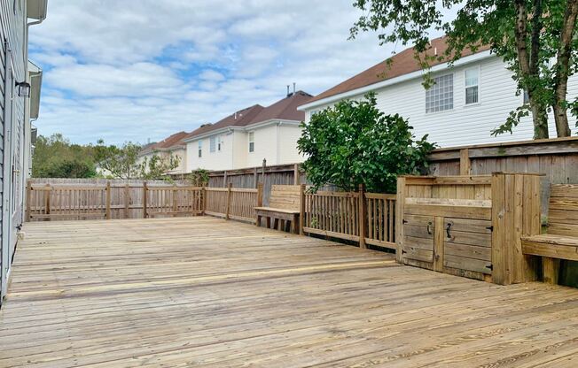 1728 Schooner Strait Court