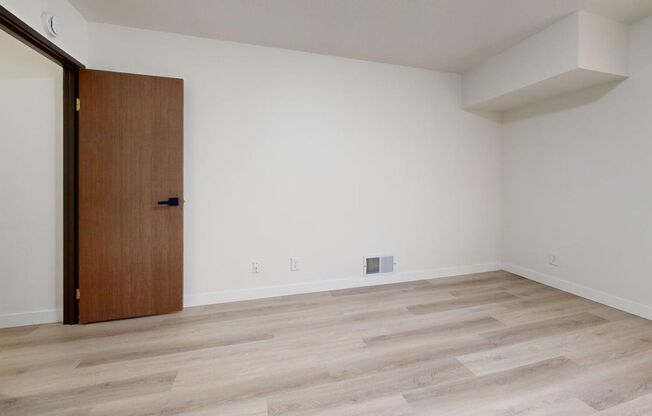 2 beds, 1 bath, 1,078 sqft, $1,000, Unit 201-307E