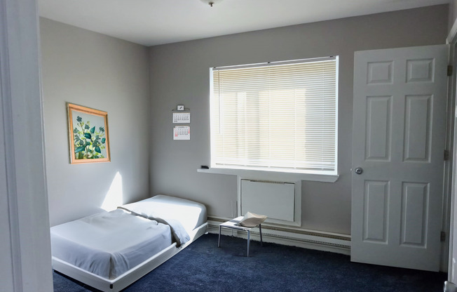 16885 LAHSER ROADAPT A 8