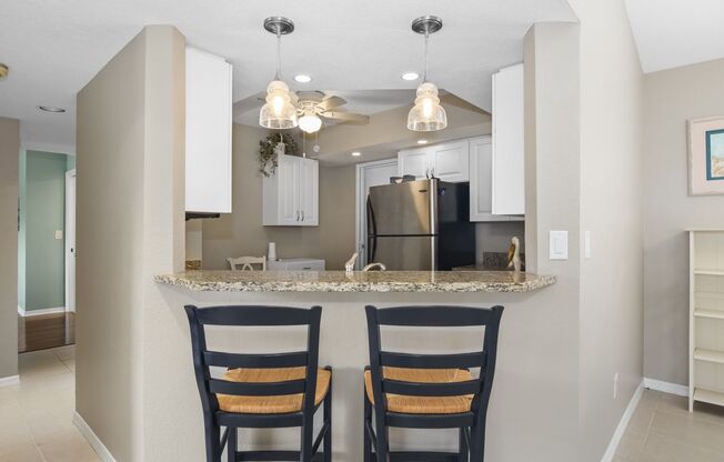 Available June! - Cozy 2/2 Villa in Naples - FURNISHED OR UNFURNISHED
