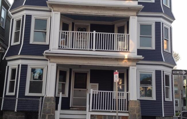 60 BELFORT ST