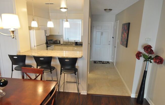 Charming 2-Bedroom Condo in Scenic Winter Park’s Mead Gardens Community