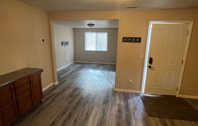 3 beds, 1 bath, $1,450