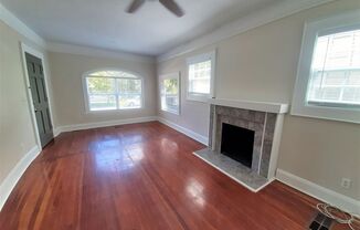 2 beds, 1 bath, $2,150