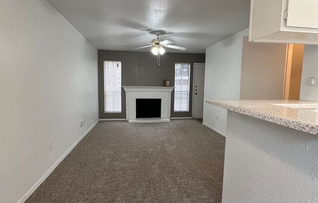 1 bed, 1.5 baths, 776 sqft, $975, Unit 24-1106