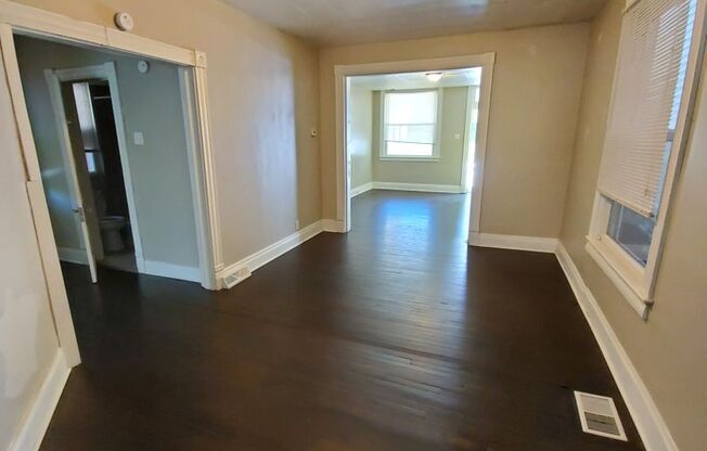 1 bed, 1 bath, $1,100, Unit Apt 1