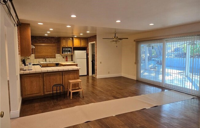 7053 DARNOCH WAY