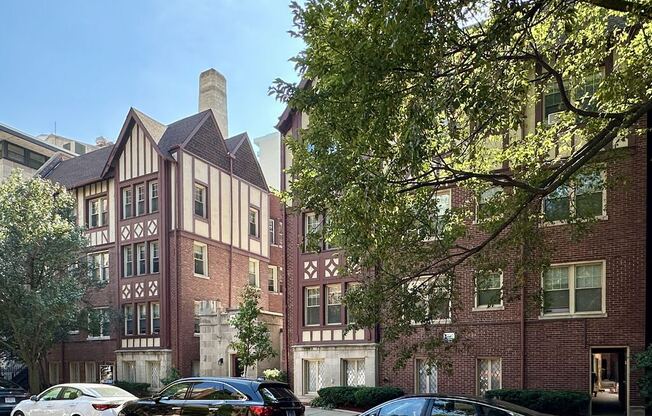 525 Cornelia