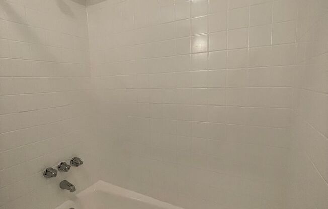 1 bed, 1 bath, 900 sqft, $1,450, Unit #2