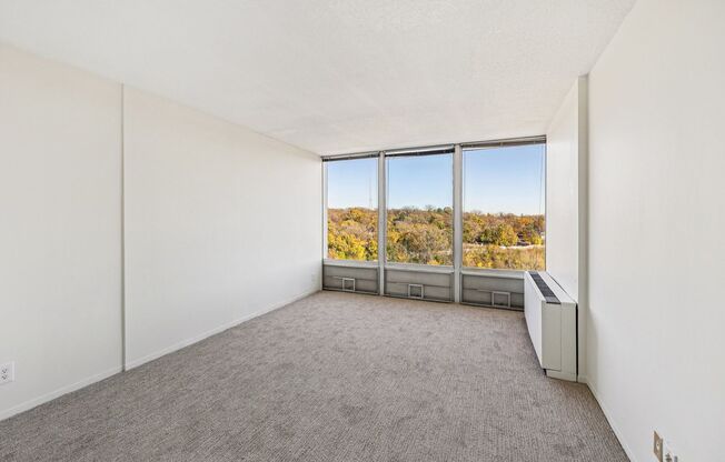 1 bed, 1 bath, 750 sqft, $1,395, Unit 1303