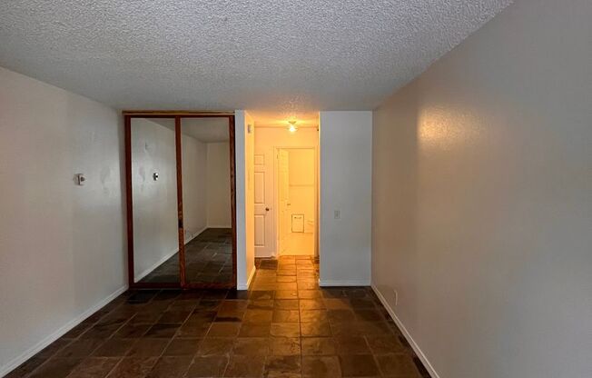 1 bed, 1 bath, $2,200, Unit # 1A