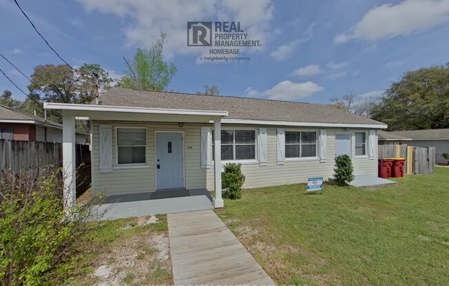 Charming 2 Bed, 2 Bath Home in Crestview, FL - Just a Short Walk to Downtown Crestview