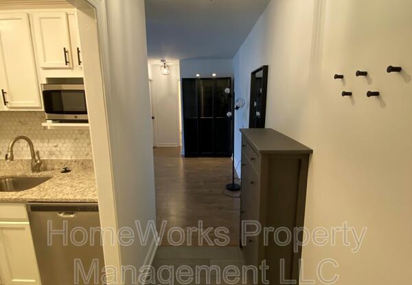 10547 TWIN RIVERS RD