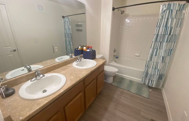 2 beds, 2.5 baths, $2,250, Unit # #D