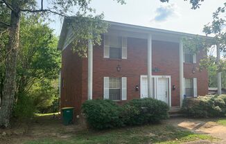602 W Scenic Dr., North Little Rock AR 72118 - Nice and affordable 2br 1.5ba townhouse