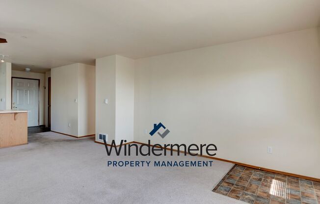 2 beds, 1.5 baths, $1,900