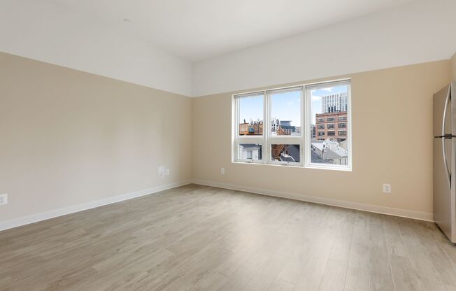 Studio, 1 bath, 537 sqft, $1,550, Unit 208