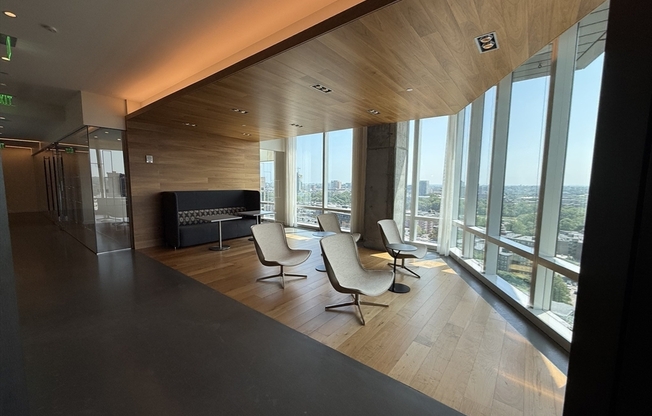 1 bed, 1 bath, 612 sqft, $3,800, Unit 27G