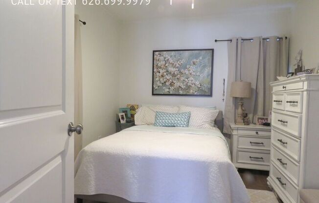 140 1/2 MELROSE AVE