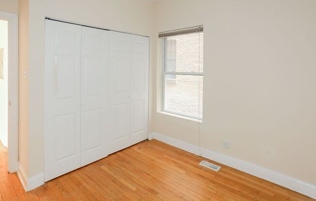2 beds, 1 bath, 725 sqft, $2,695, Unit 851-1S