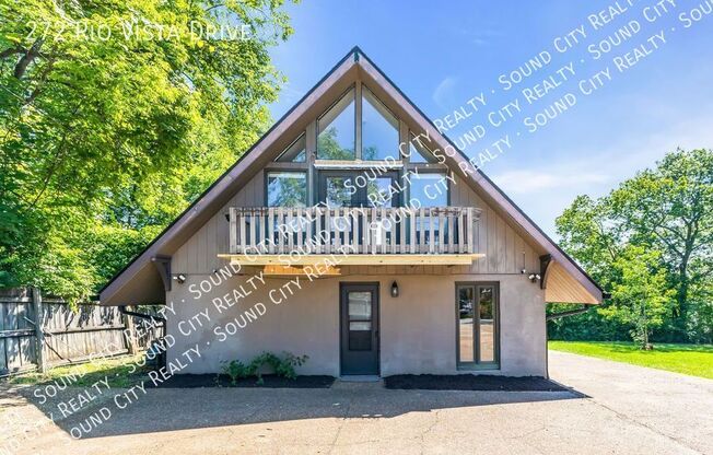 272 RIO VIS DR