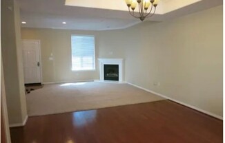 3 beds, 3 baths, 1,456 sqft, $3,995, Unit 3